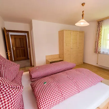 Hinterkellaubauer Bed & Breakfast