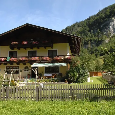 Couette-café Hinterkellaubauer Kuchl